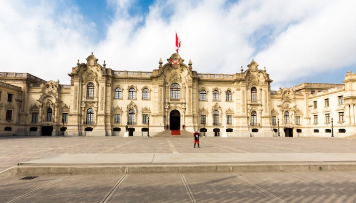 Perú: Bicentenario y cambio de mando