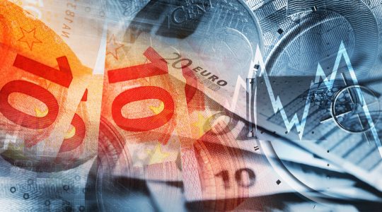 Mercados al alza mientras los inversionistas evalúan señales económicas mixtas