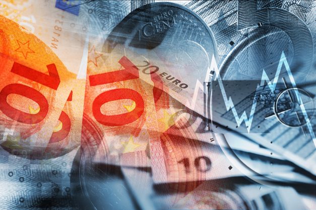 Mercados al alza mientras los inversionistas evalúan señales económicas mixtas