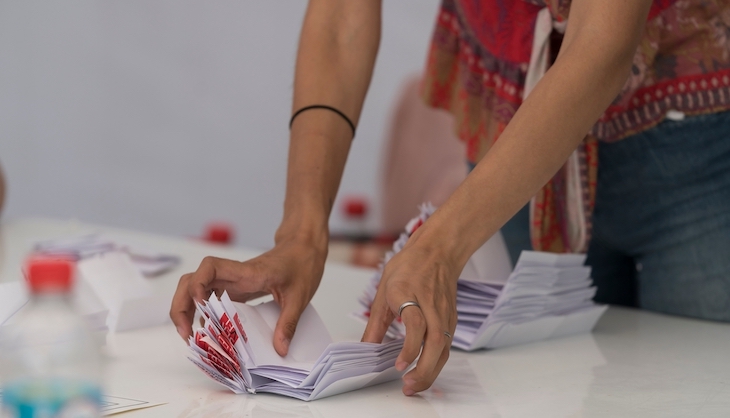 Chile: Amplio triunfo del rechazo a la propuesta constitucional