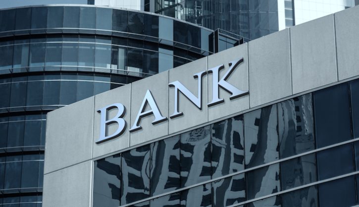 Crisis bancaria opaca probable pausa en el ajuste monetario del Fed