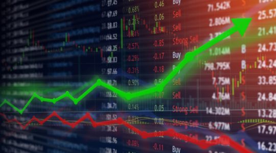 Treasury de 10 años supera el 5%