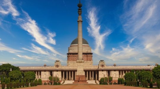 India: Solidez local vs. fricciones globales